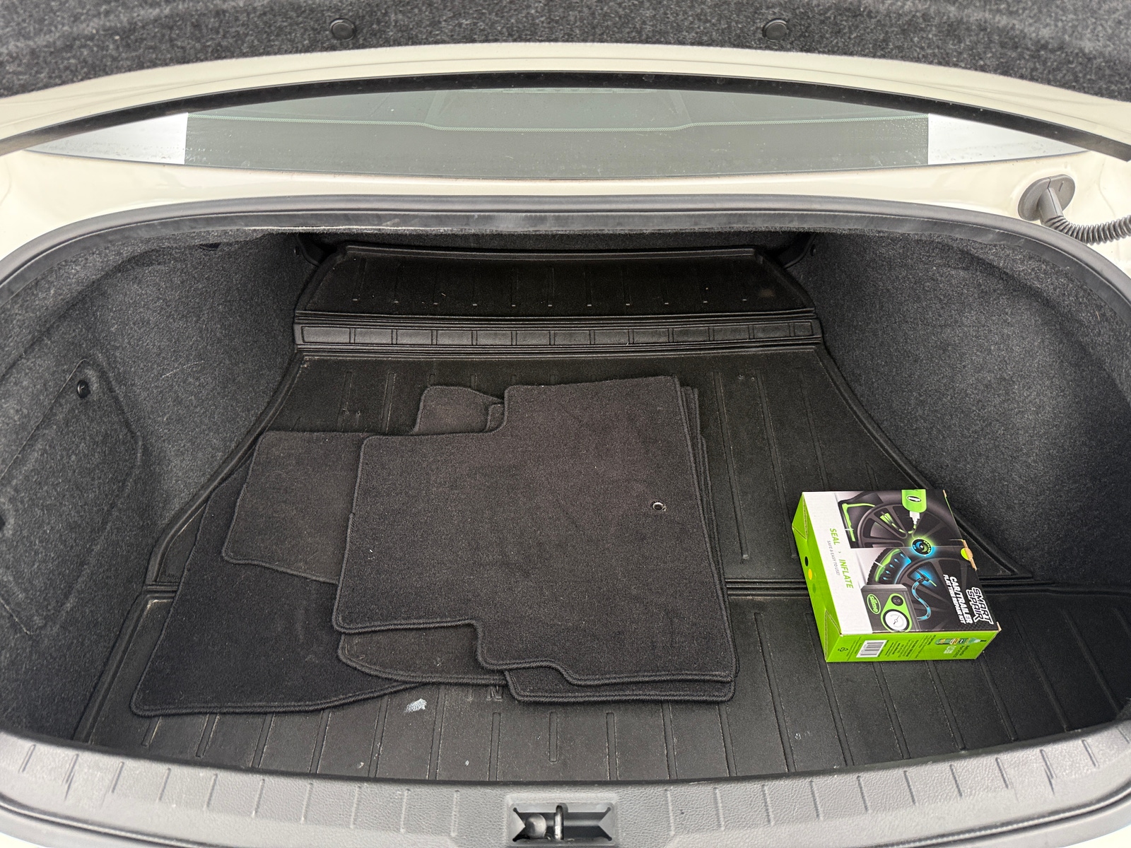 Thumbnail: 2017 INFINITI Q60 - 4