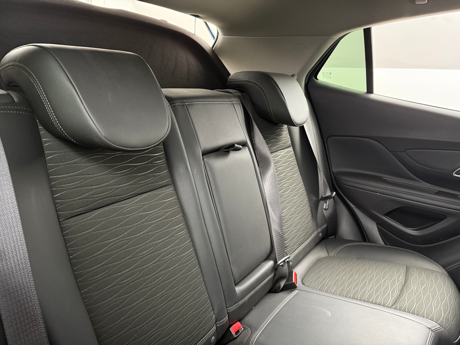 Thumbnail: 2016 Buick Encore - 6