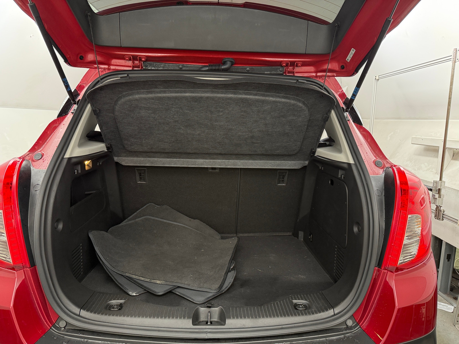 Thumbnail: 2016 Buick Encore - 7