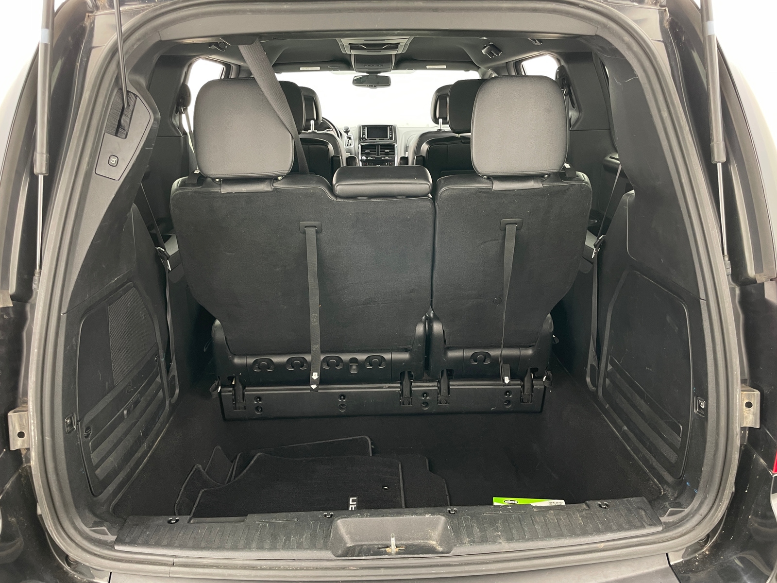 Thumbnail: 2017 Dodge Grand Caravan - 6