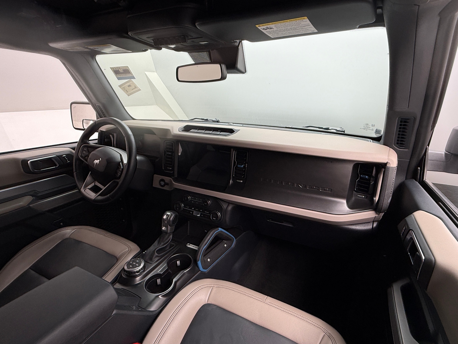 Thumbnail: 2023 Ford Bronco - 3