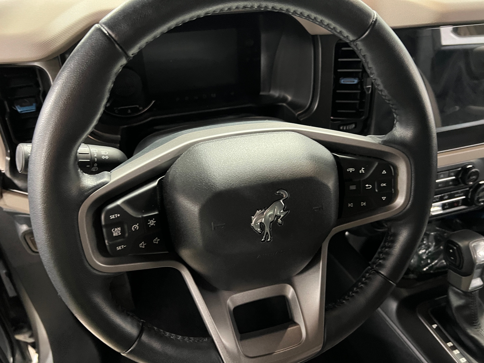 Thumbnail: 2023 Ford Bronco - 5