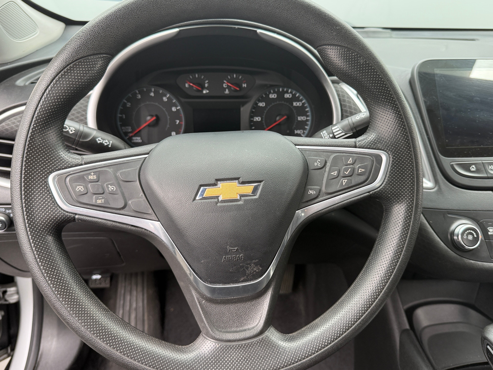 Thumbnail: 2022 Chevrolet Malibu - 5