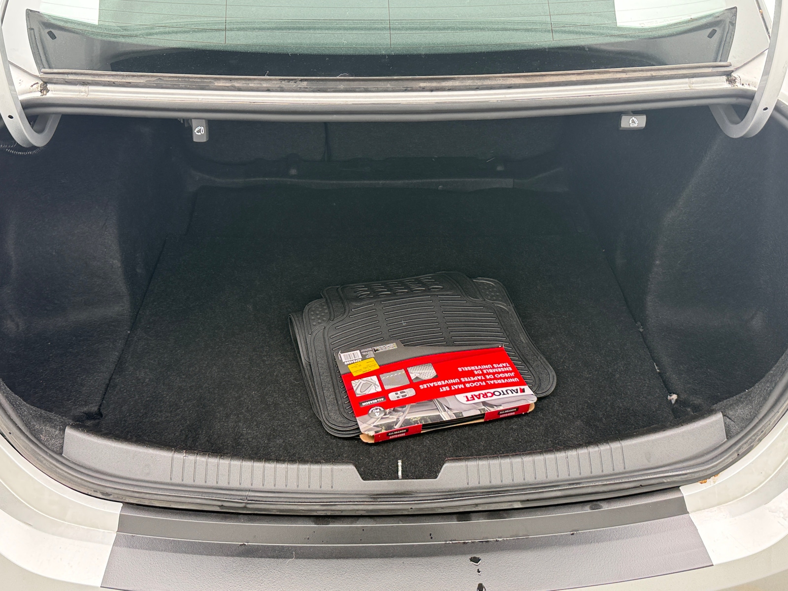 Thumbnail: 2022 Chevrolet Malibu - 7