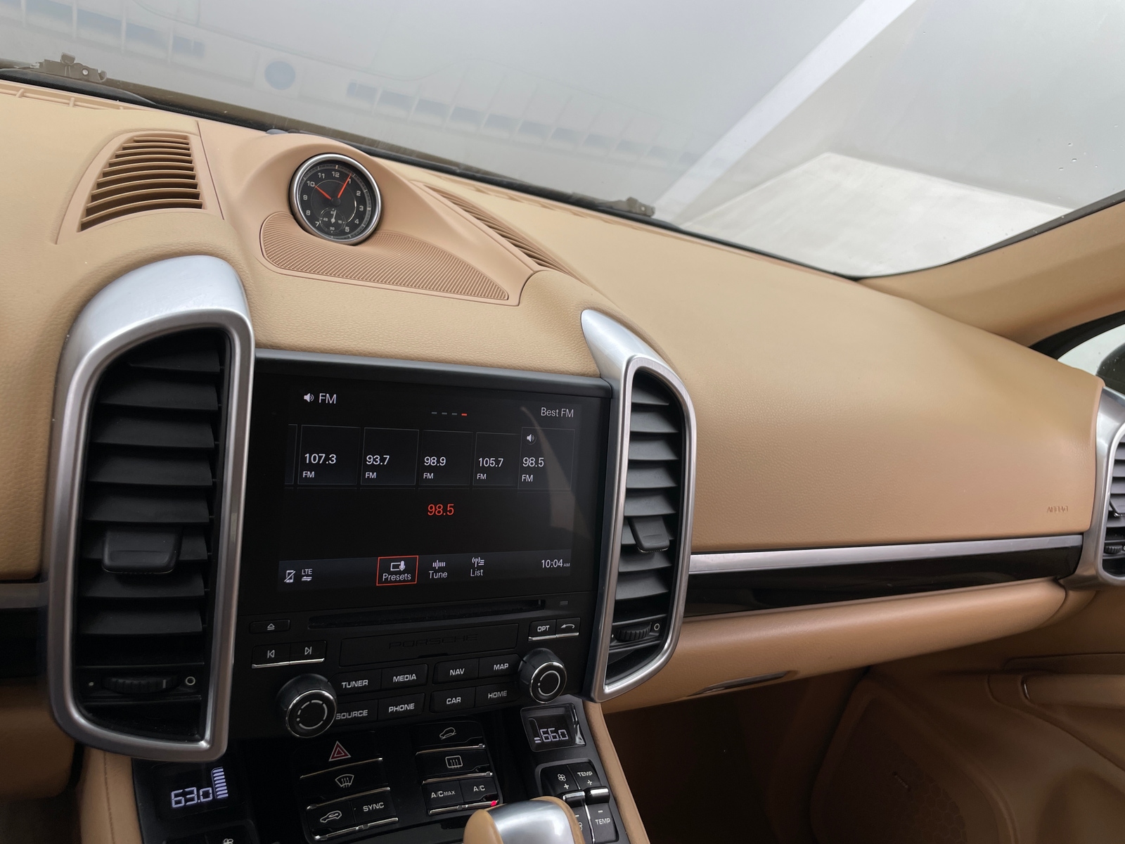 Thumbnail: 2017 Porsche Cayenne - 3