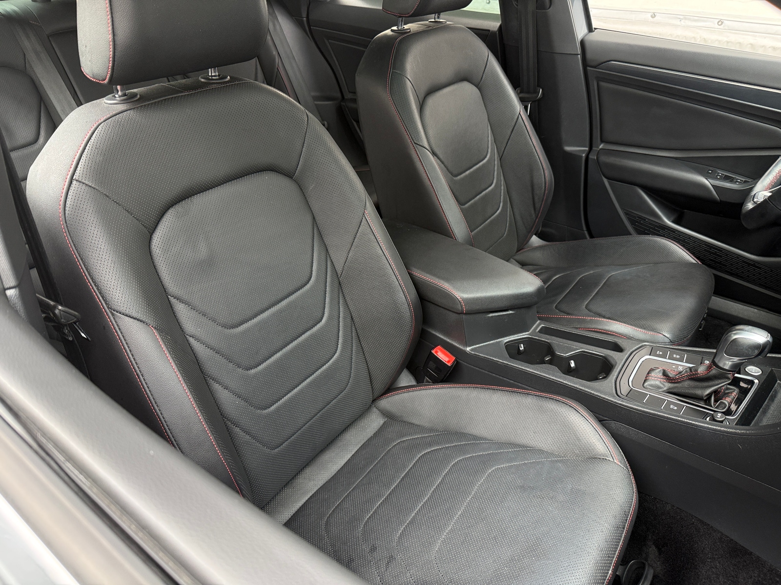 Thumbnail: 2021 Volkswagen Jetta - 2