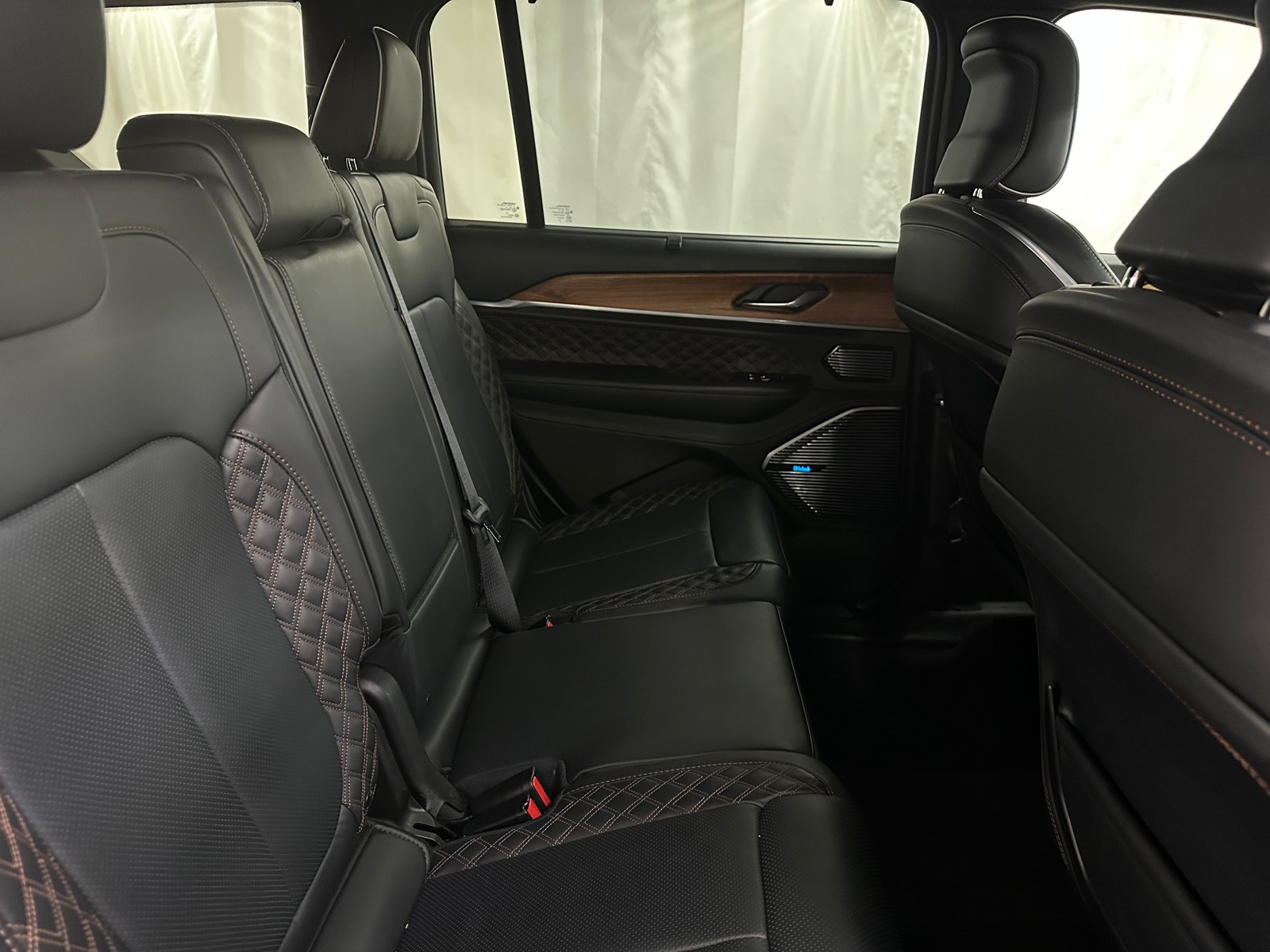 Thumbnail: 2025 Jeep Grand Cherokee L - 5