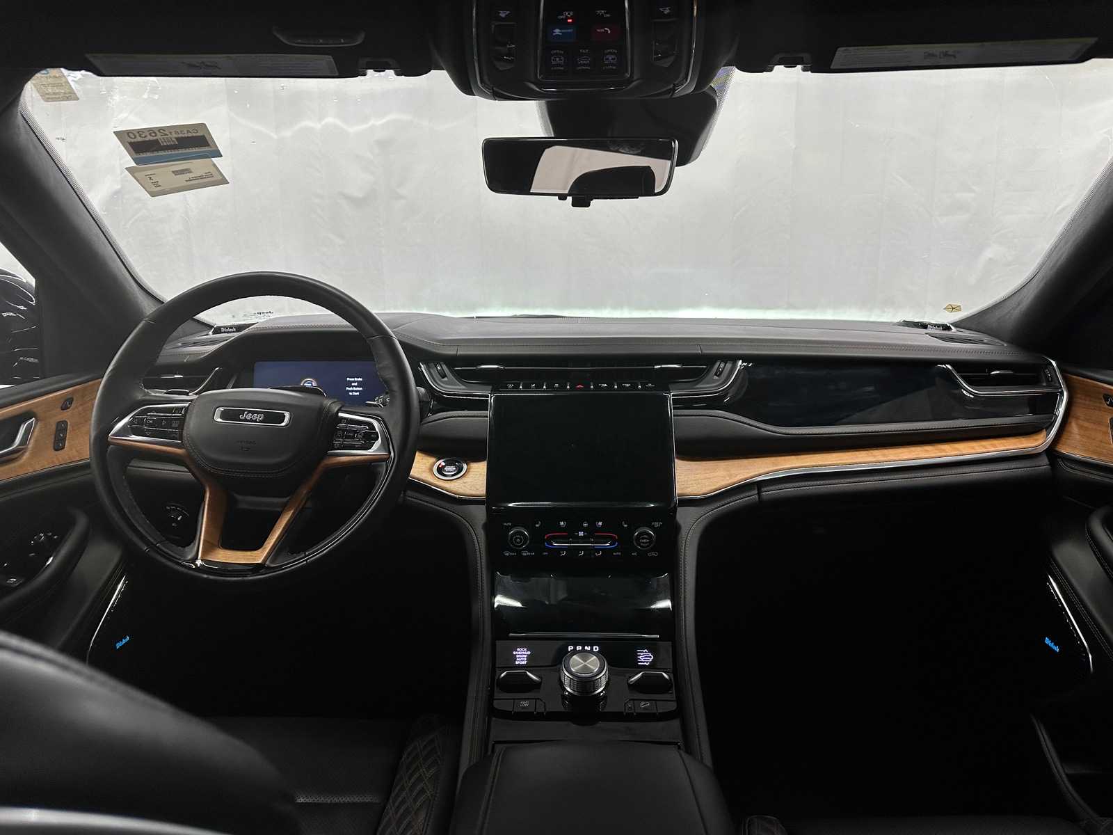 Thumbnail: 2025 Jeep Grand Cherokee L - 2