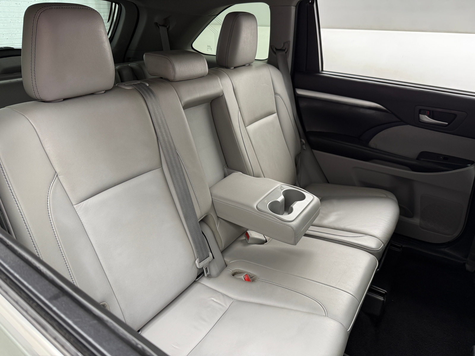 Thumbnail: 2019 Toyota Highlander - 5