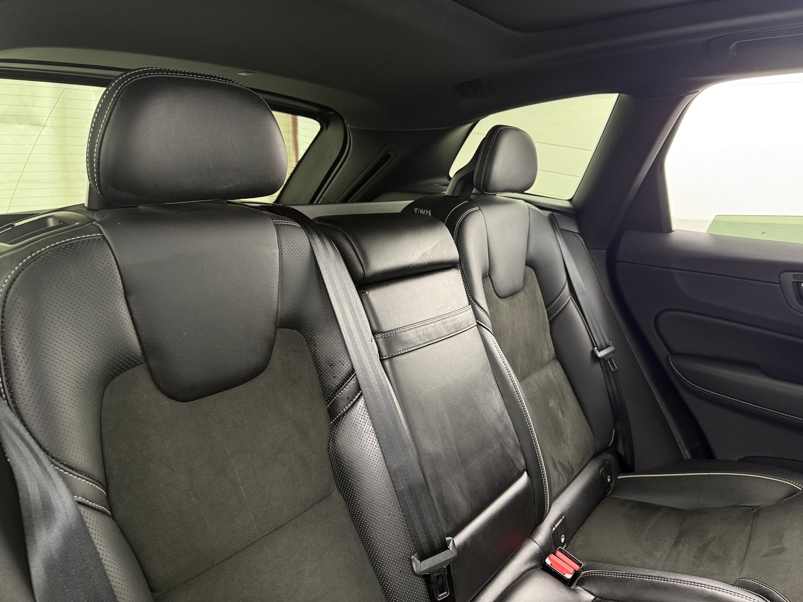 Thumbnail: 2018 Volvo XC60 - 5