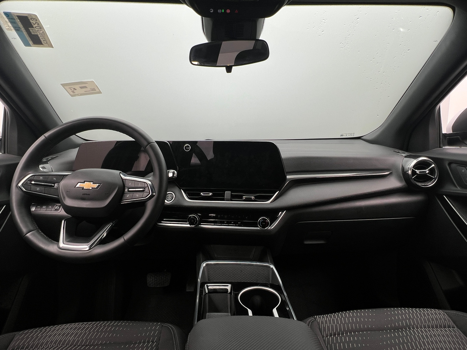 Thumbnail: 2025 Chevrolet Equinox - 3