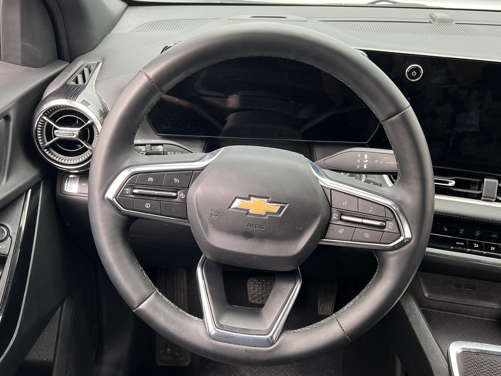 Thumbnail: 2025 Chevrolet Equinox - 5