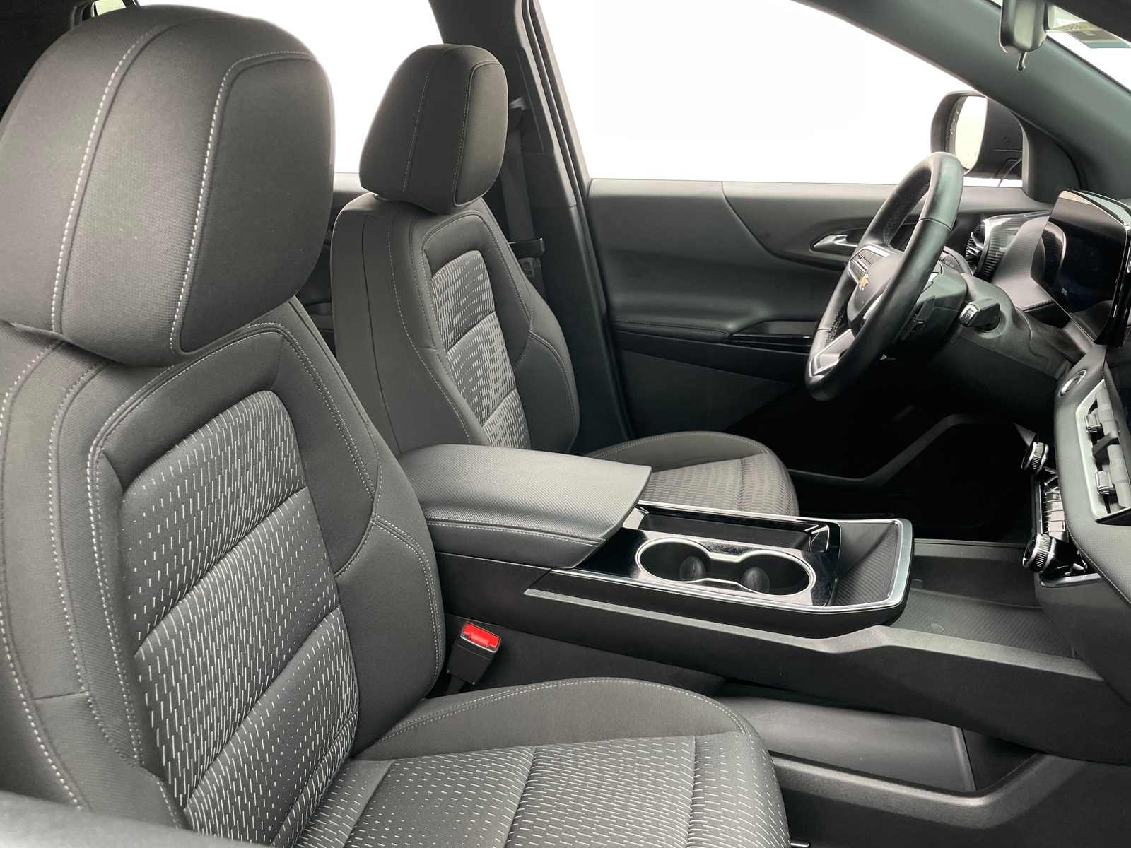 Thumbnail: 2025 Chevrolet Equinox - 2