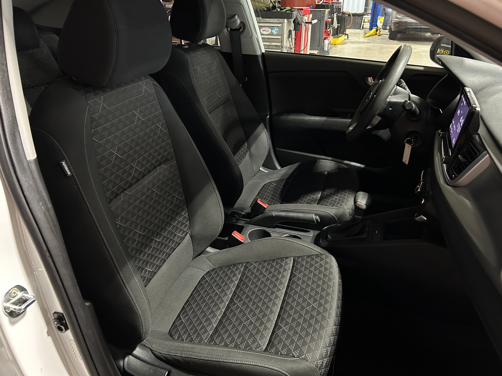 Thumbnail: 2021 Kia Rio - 2