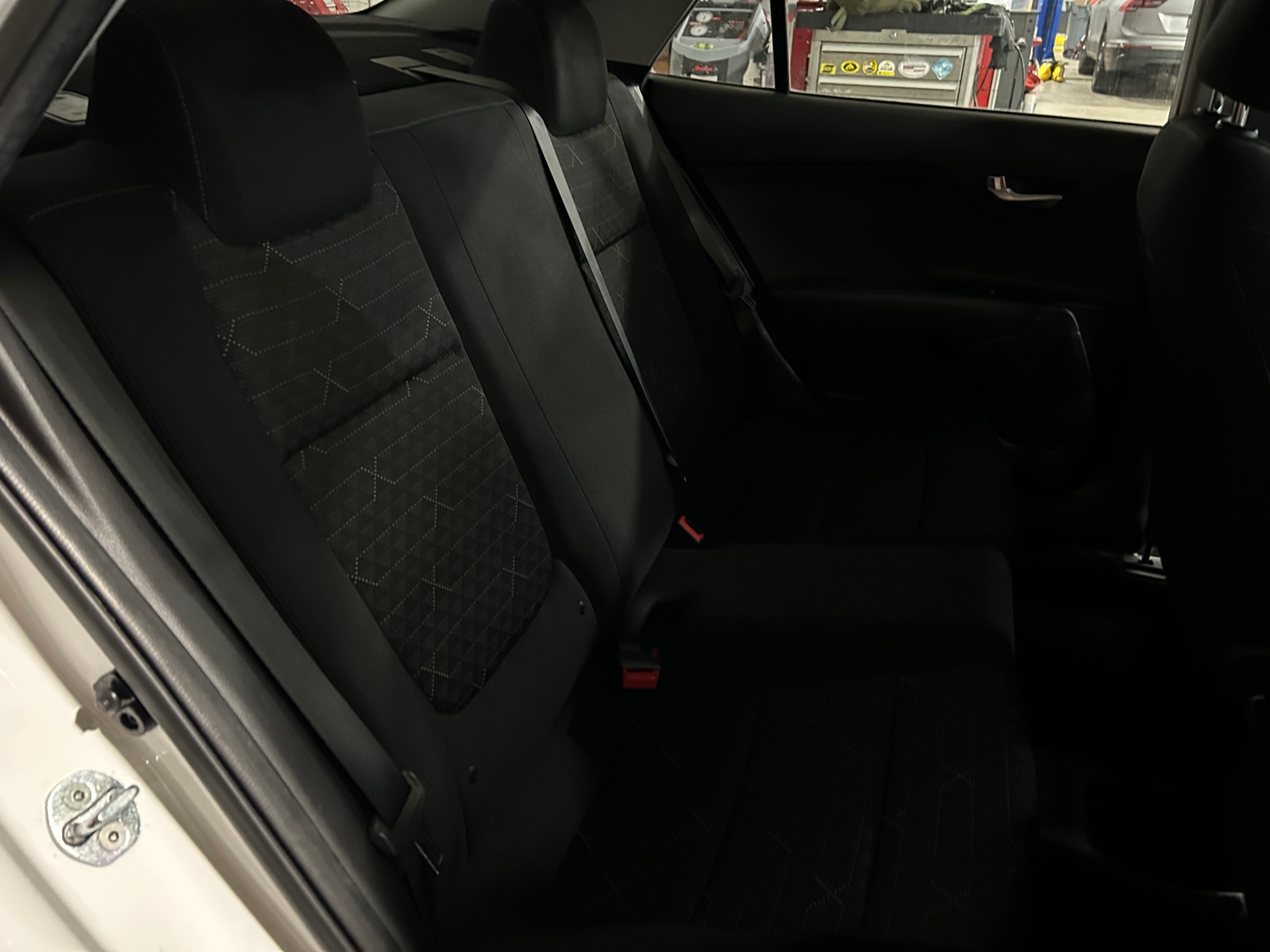 Thumbnail: 2021 Kia Rio - 6