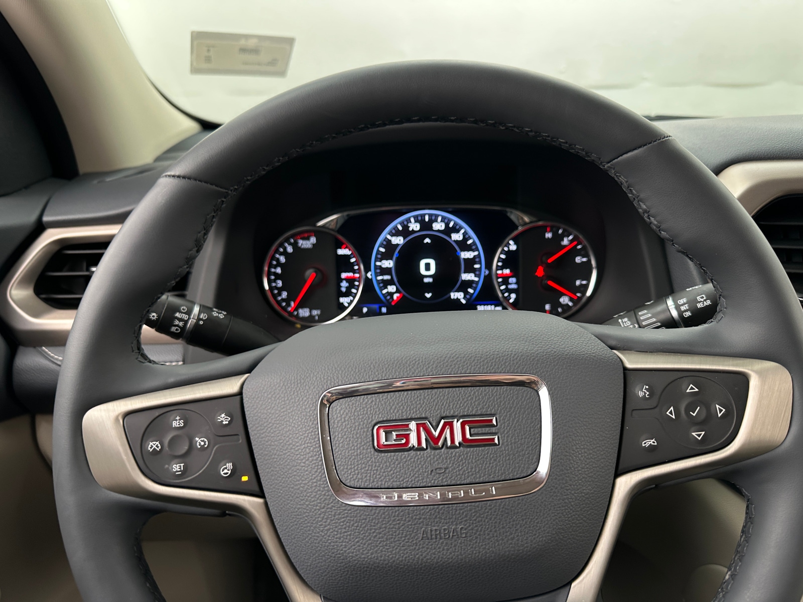 Thumbnail: 2023 GMC Acadia - 4