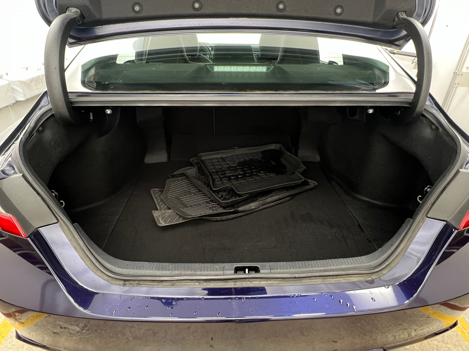 Thumbnail: 2021 Toyota Camry - 6