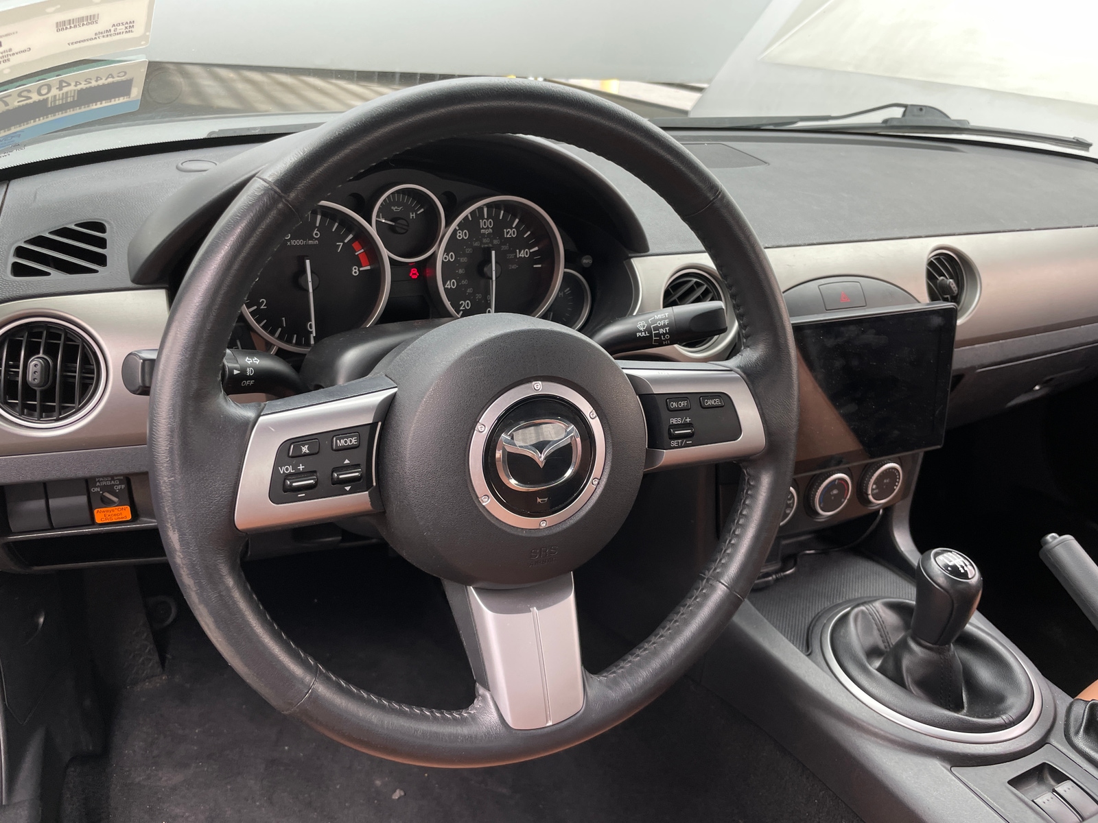 Thumbnail: 2010 Mazda MX-5 Miata - 5