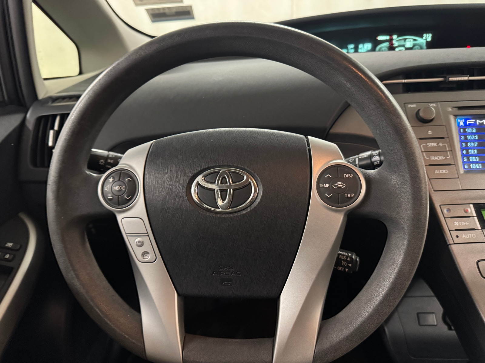 Thumbnail: 2013 Toyota Prius - 5