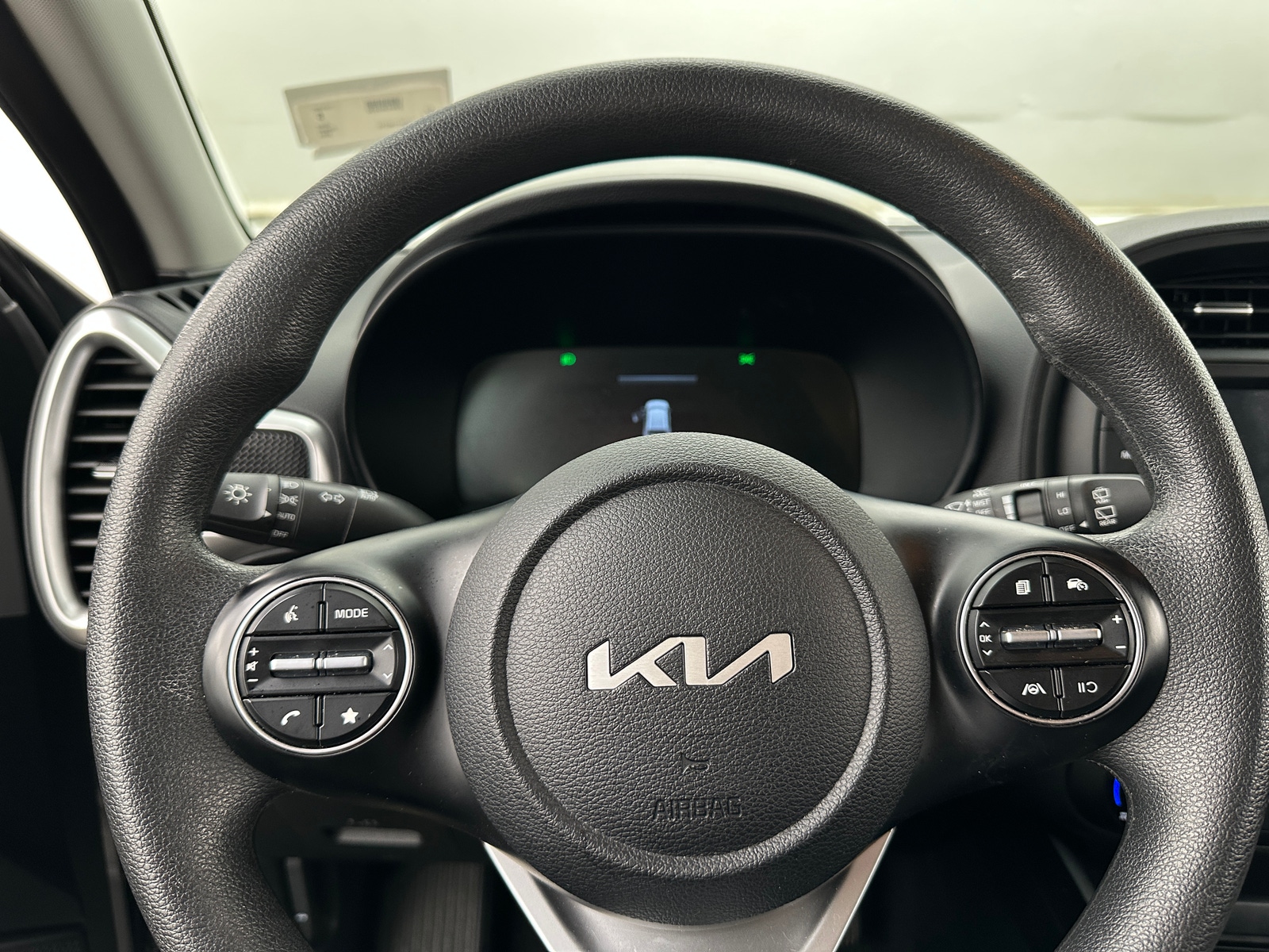 Thumbnail: 2024 Kia Soul - 5