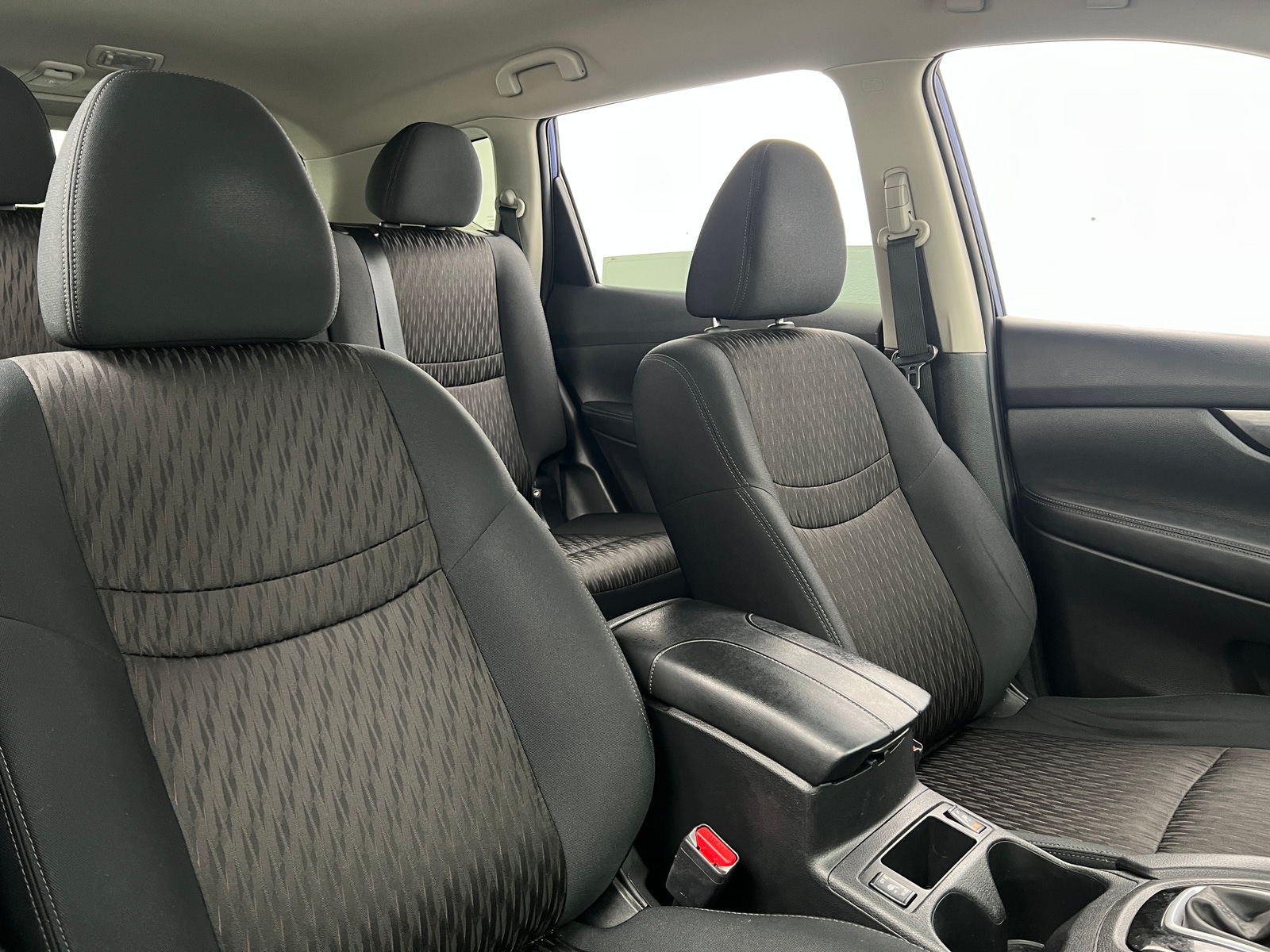 Thumbnail: 2017 Nissan Rogue - 2