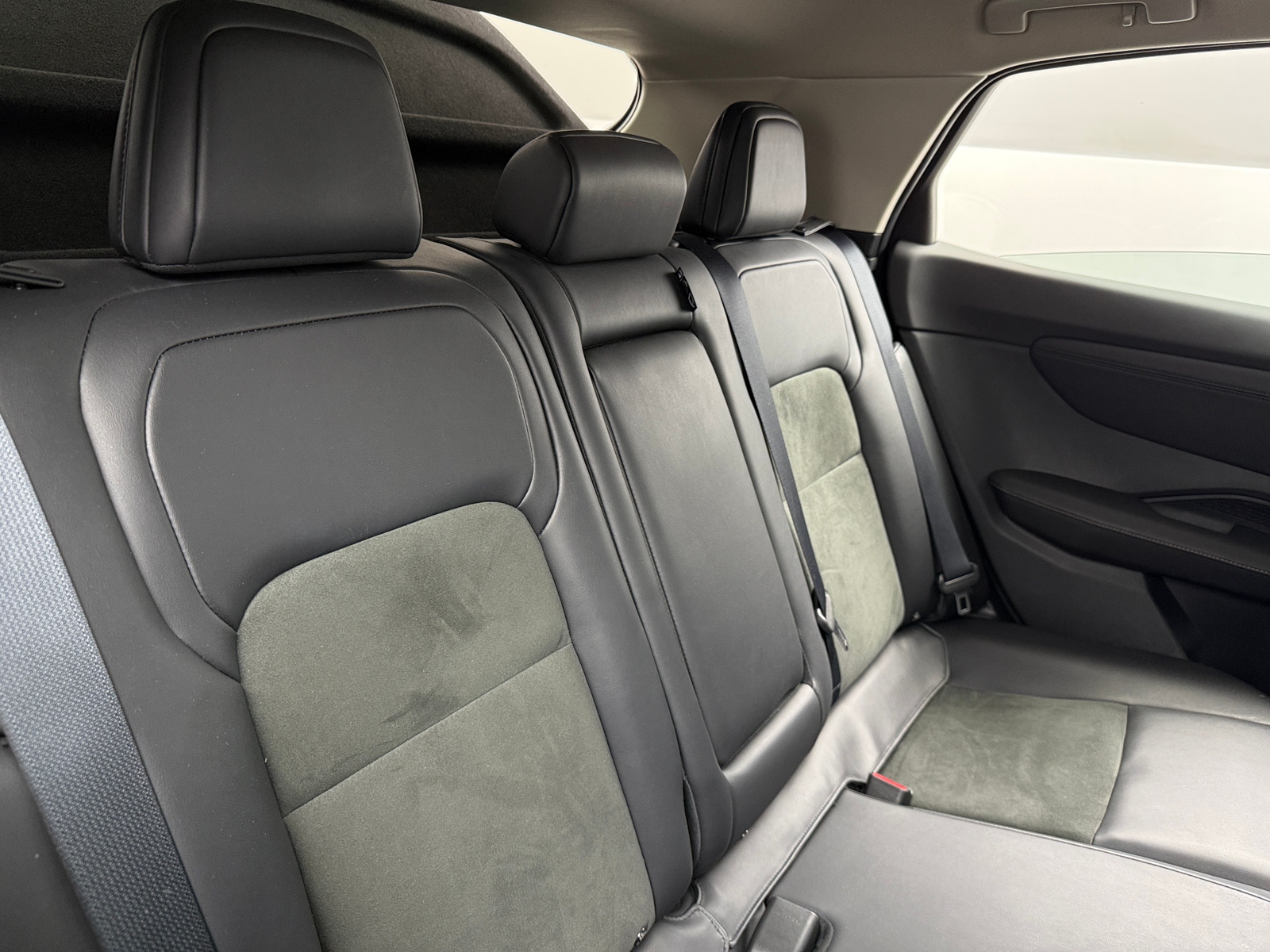 Thumbnail: 2023 Nissan Ariya - 5