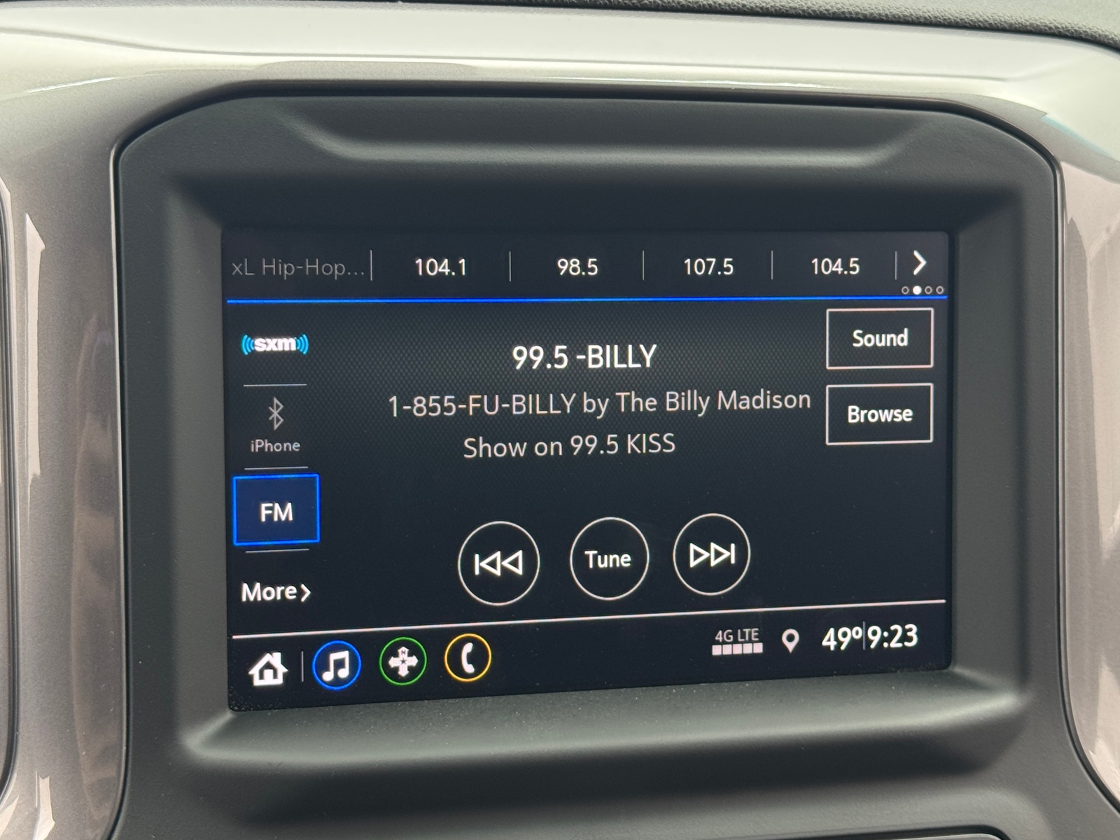 Thumbnail: 2022 Chevrolet Silverado 1500 - 4