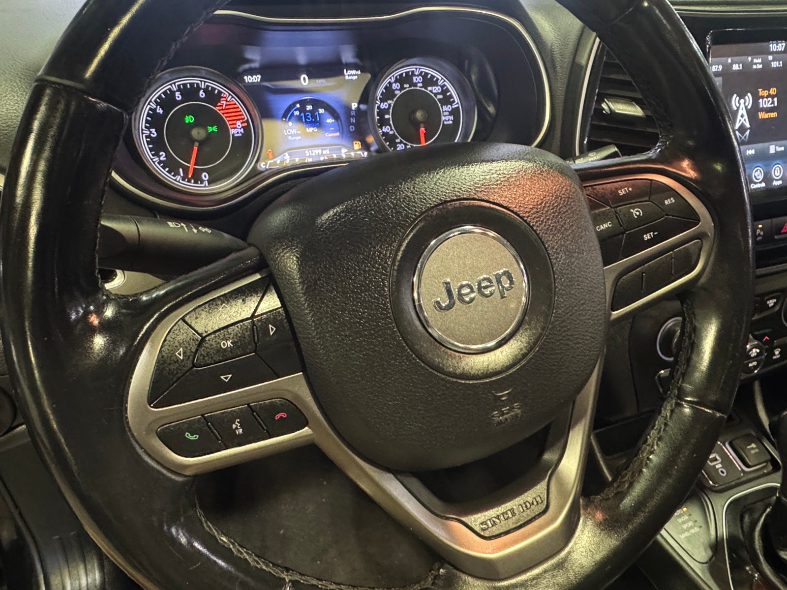 Thumbnail: 2019 Jeep Cherokee - 4