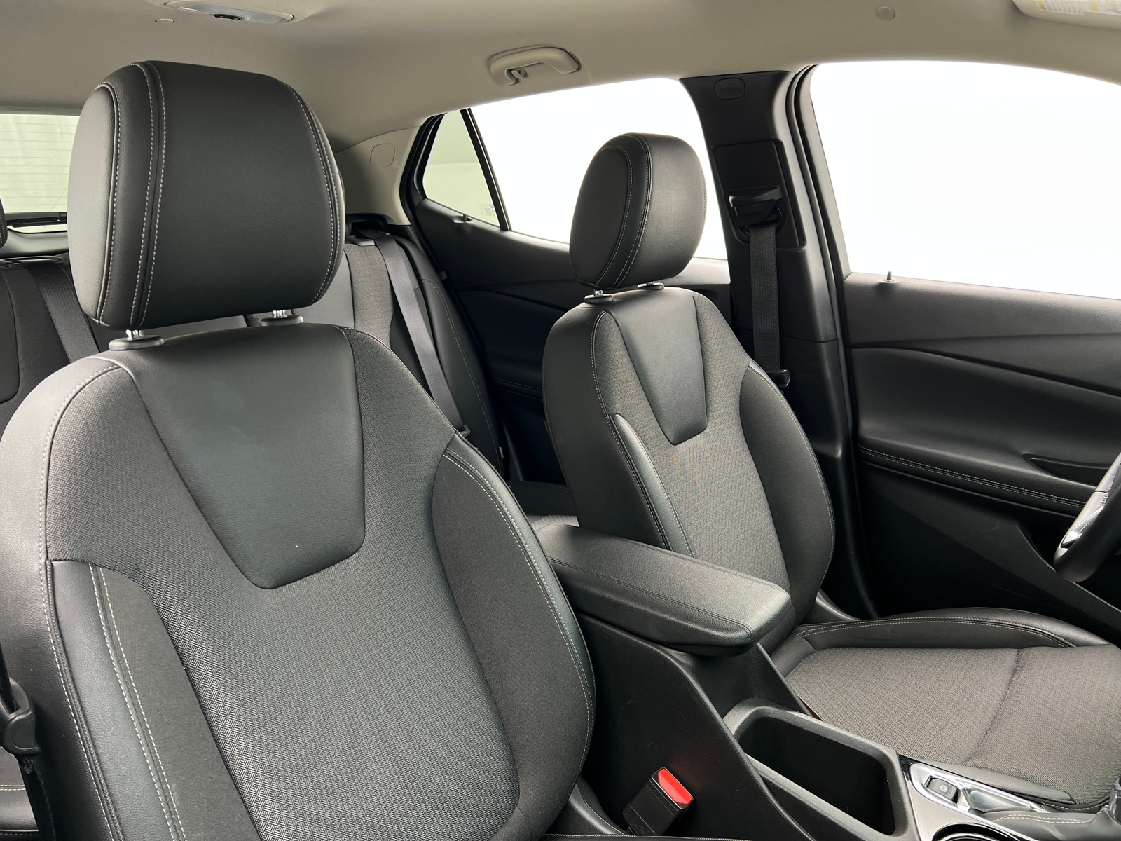 Thumbnail: 2025 Buick Encore GX - 2