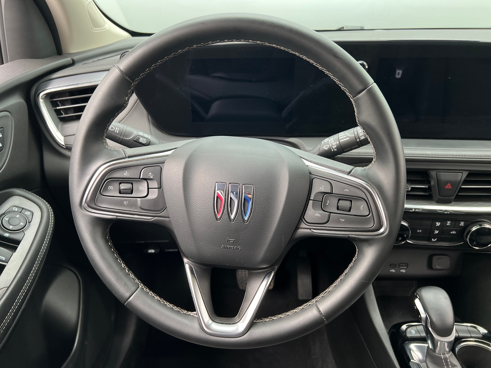 Thumbnail: 2025 Buick Encore GX - 5