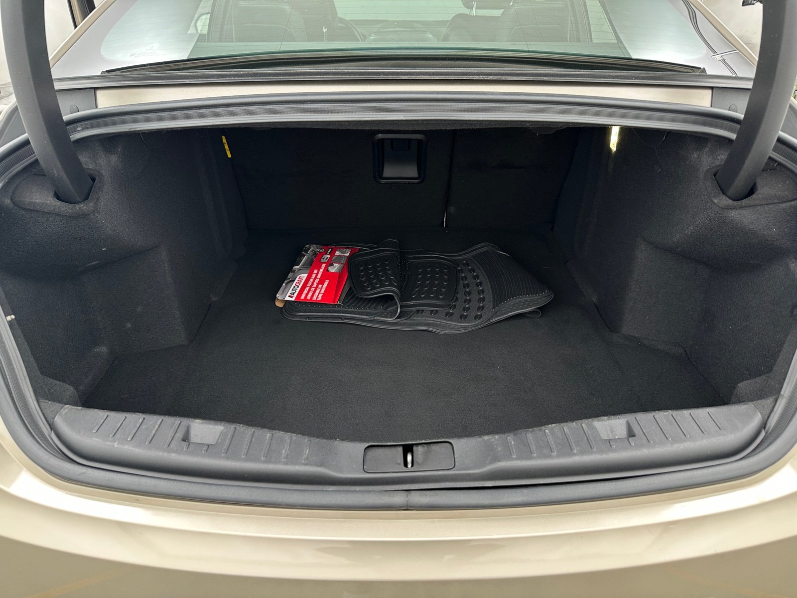 Thumbnail: 2017 Lincoln MKZ - 6