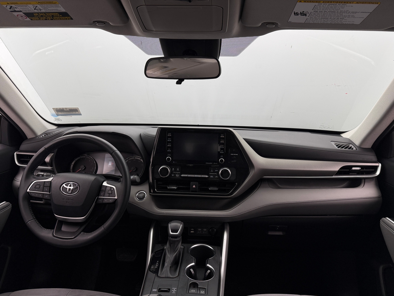 Thumbnail: 2022 Toyota Highlander - 3