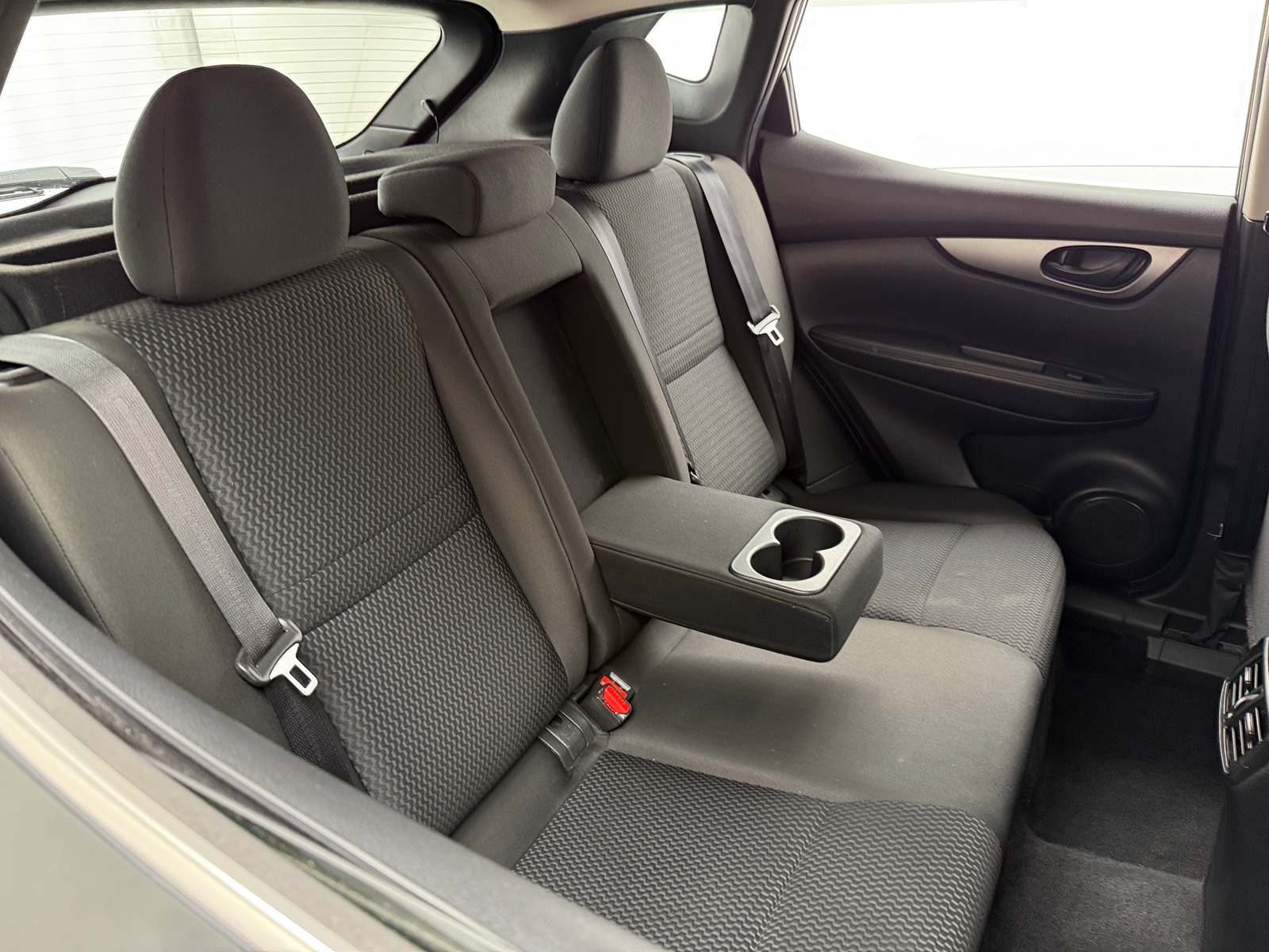 Thumbnail: 2019 Nissan Rogue Sport - 6