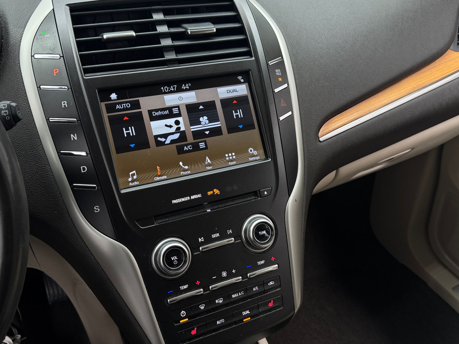 Thumbnail: 2019 Lincoln MKC - 3