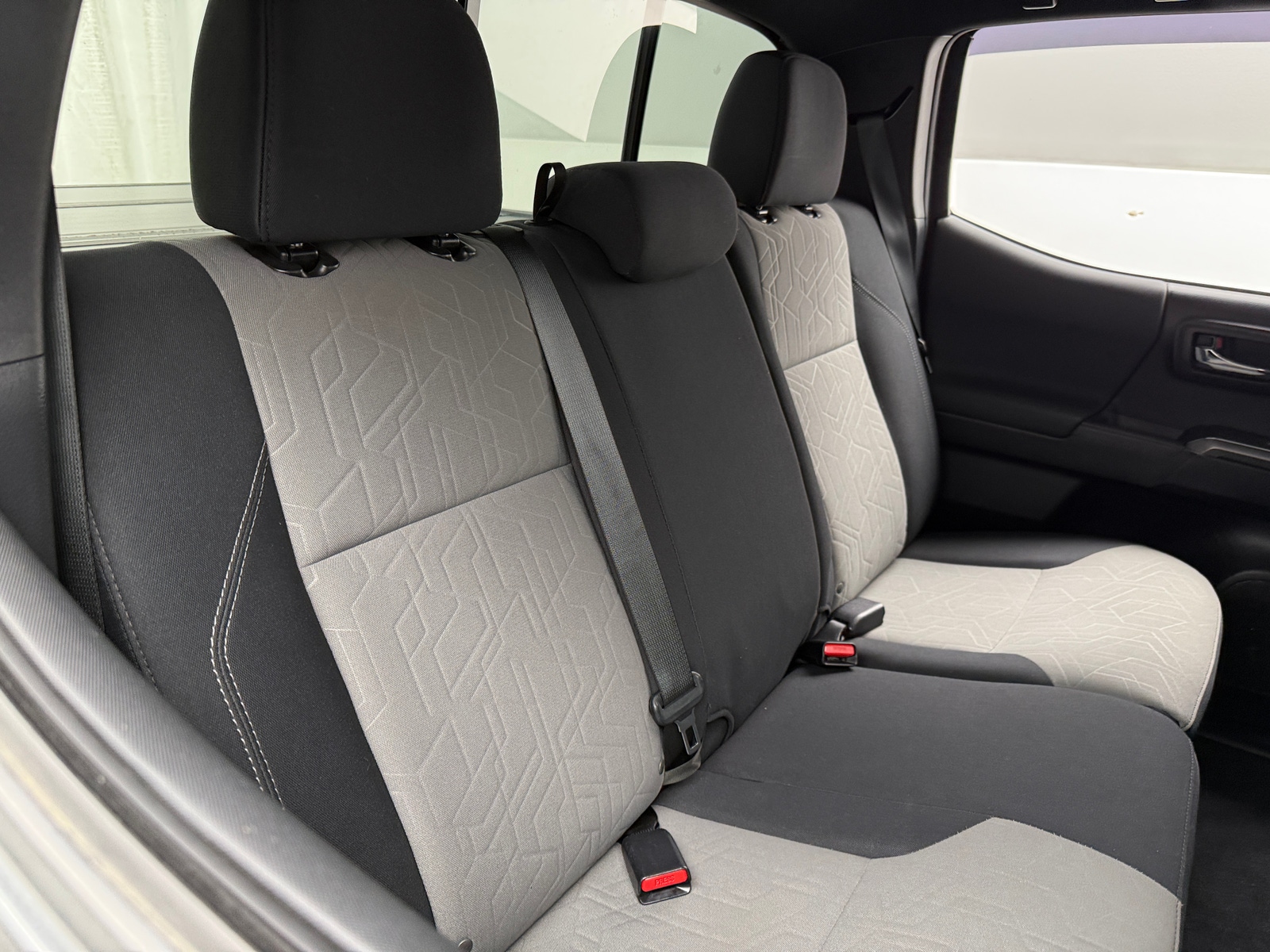 Thumbnail: 2021 Toyota Tacoma - 6