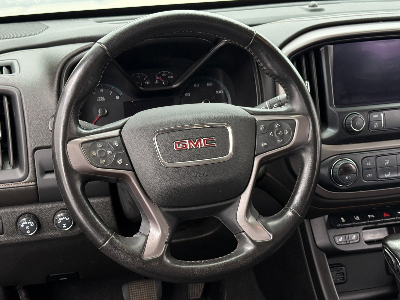 Thumbnail: 2022 GMC Canyon - 4