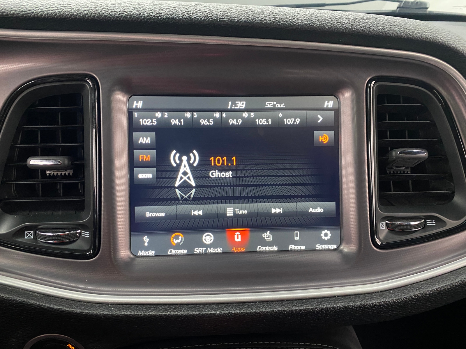 Thumbnail: 2019 Dodge Challenger - 3