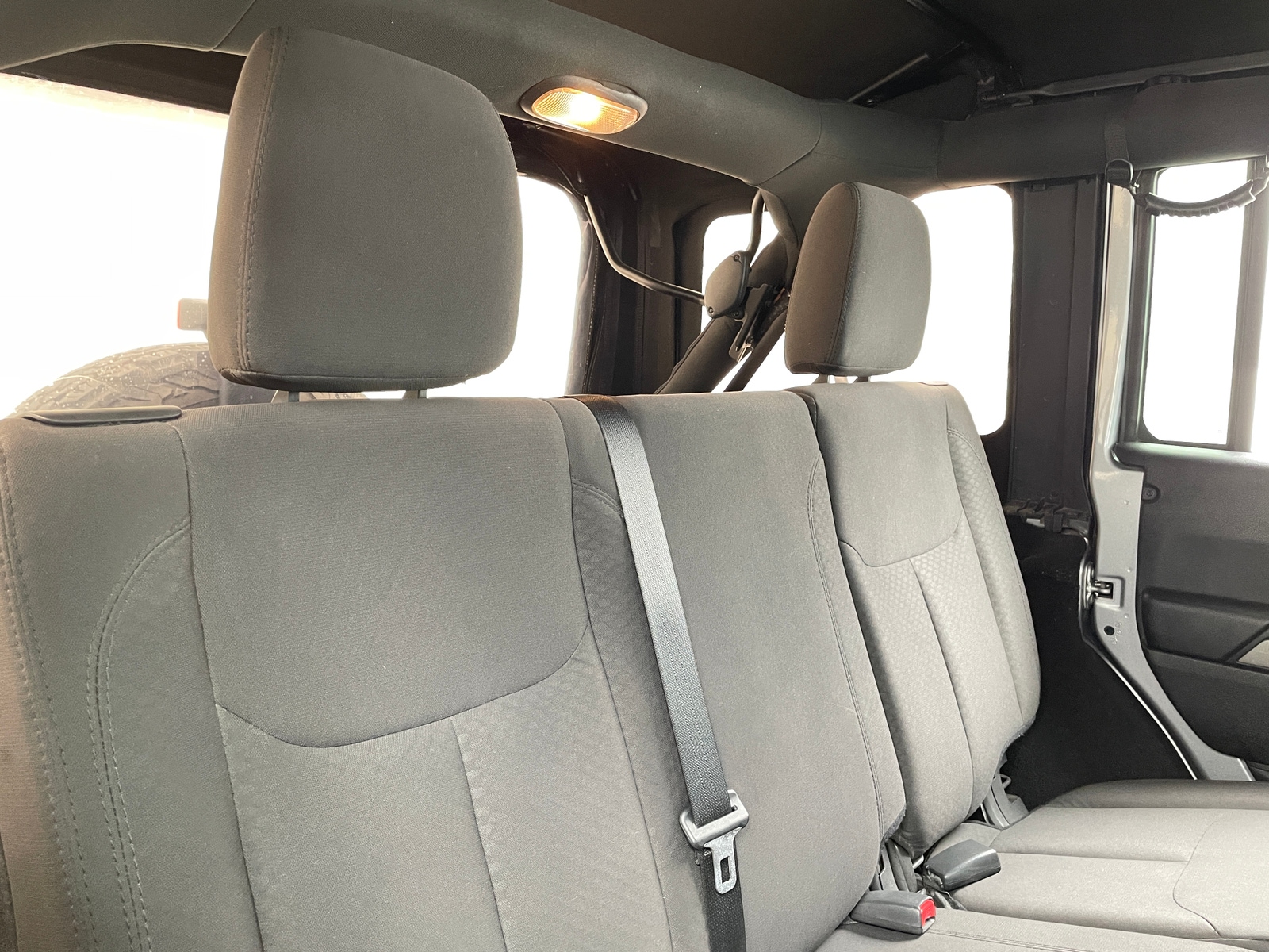 Thumbnail: 2018 Jeep Wrangler - 6