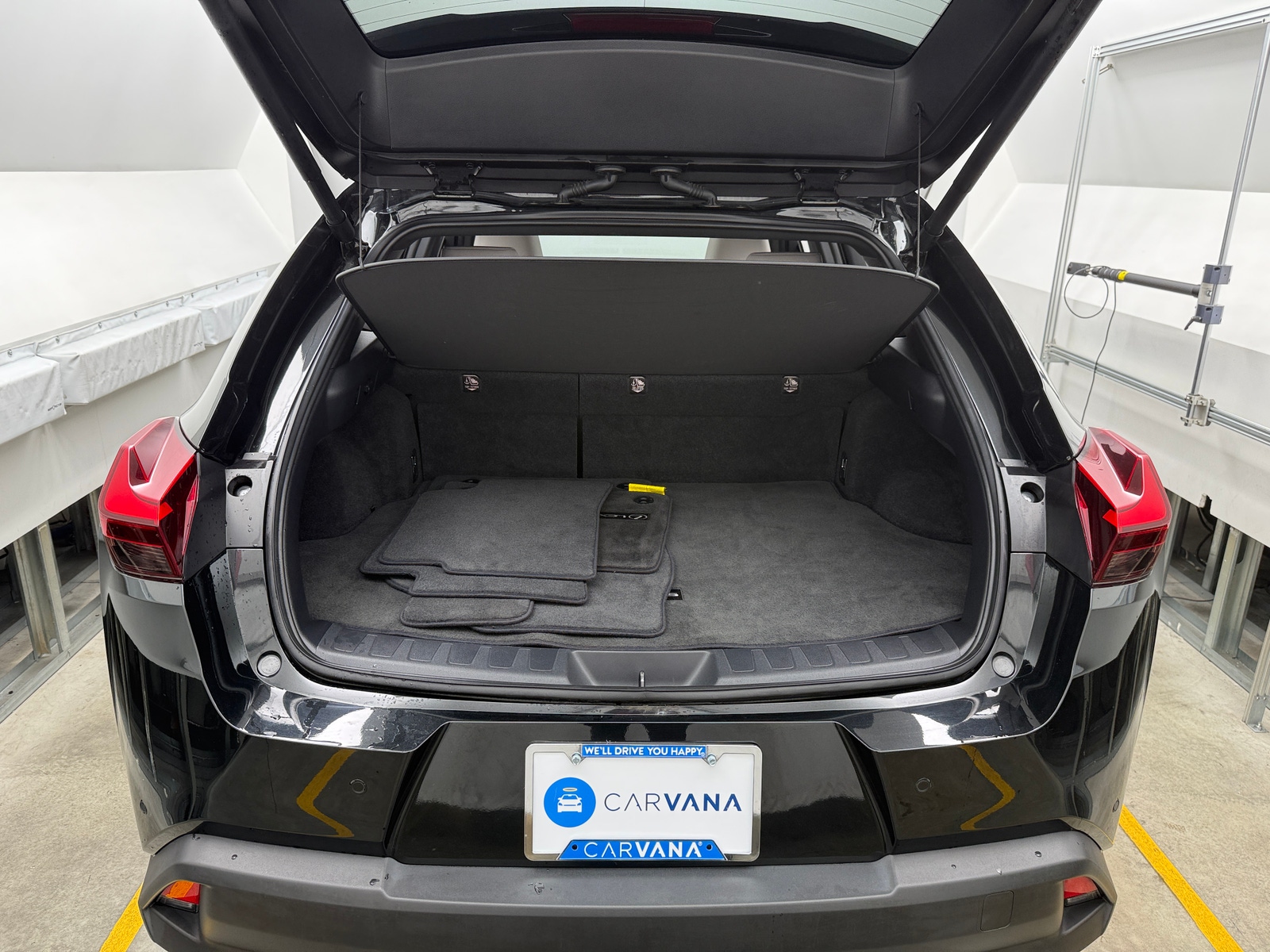 Thumbnail: 2024 Lexus UX - 6