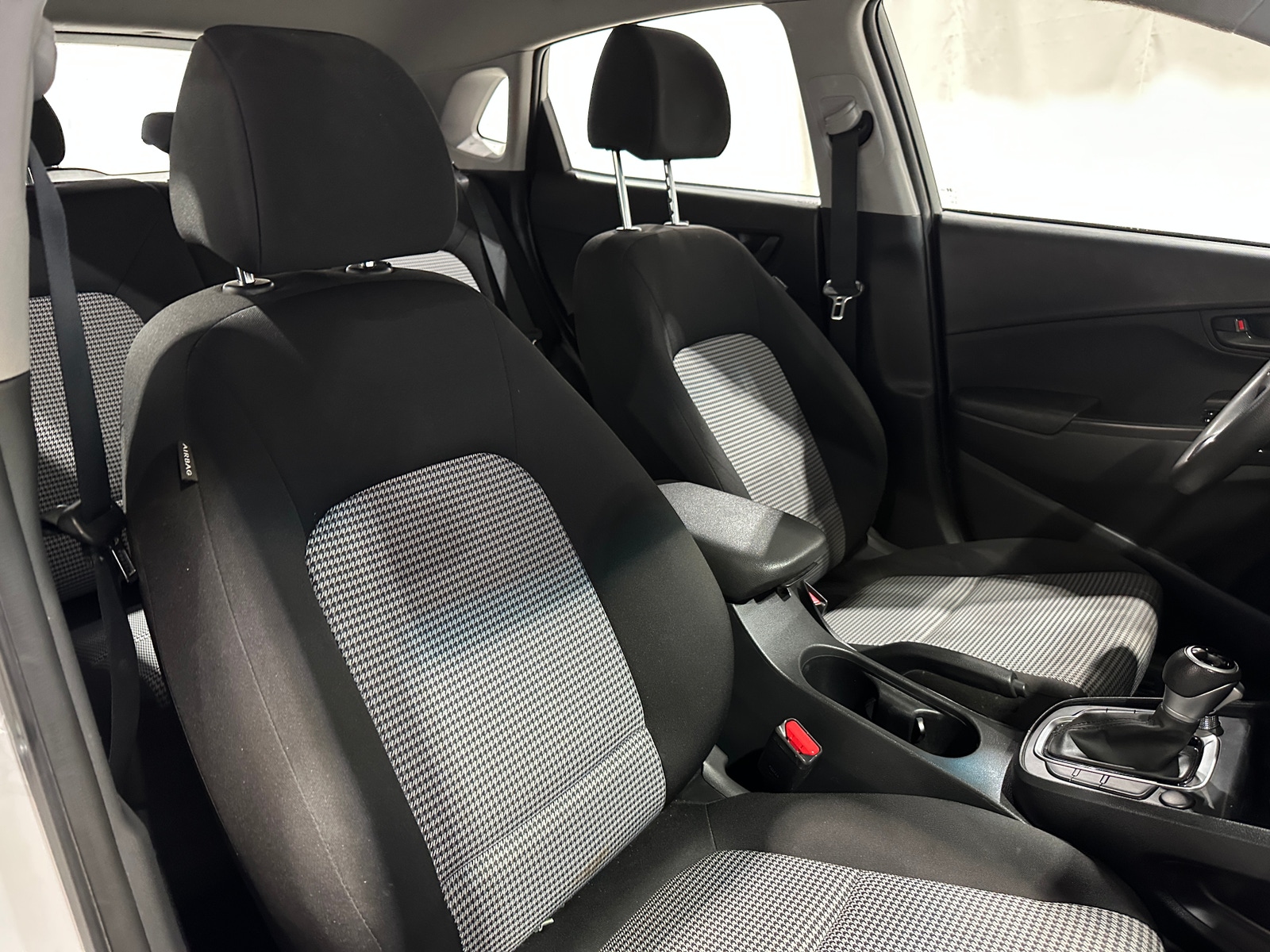 Thumbnail: 2023 Hyundai Kona - 2