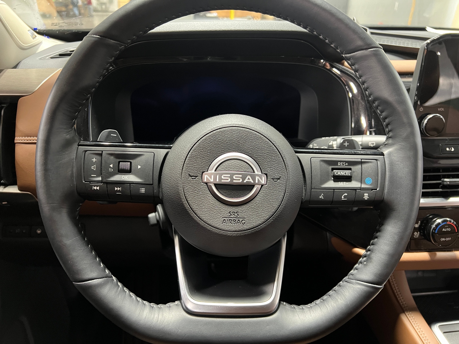 Thumbnail: 2024 Nissan Pathfinder - 4