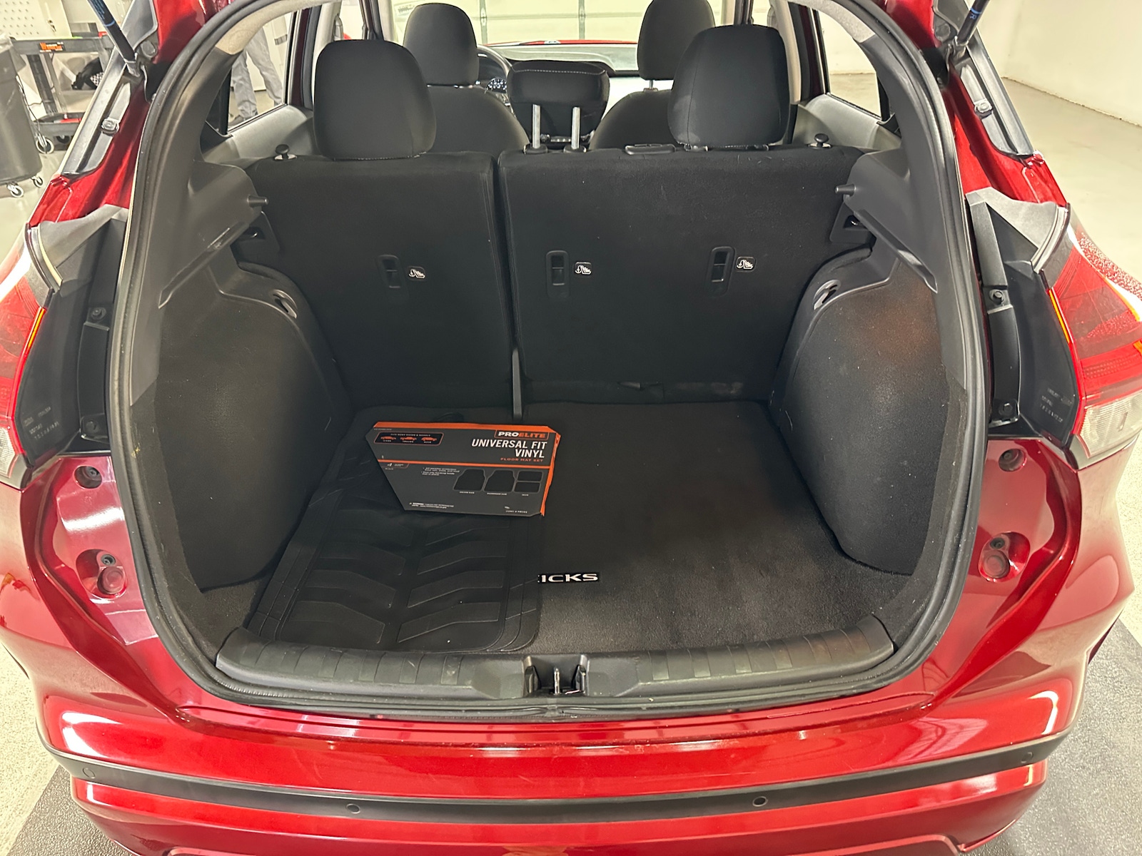 Thumbnail: 2021 Nissan Kicks - 7