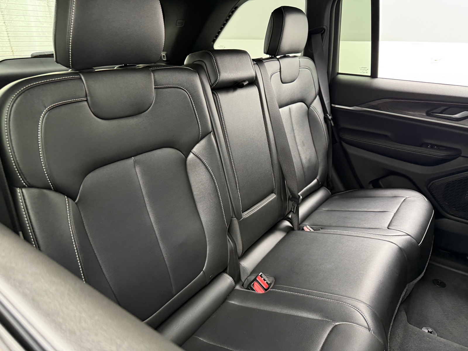 Thumbnail: 2024 Jeep Grand Cherokee - 5