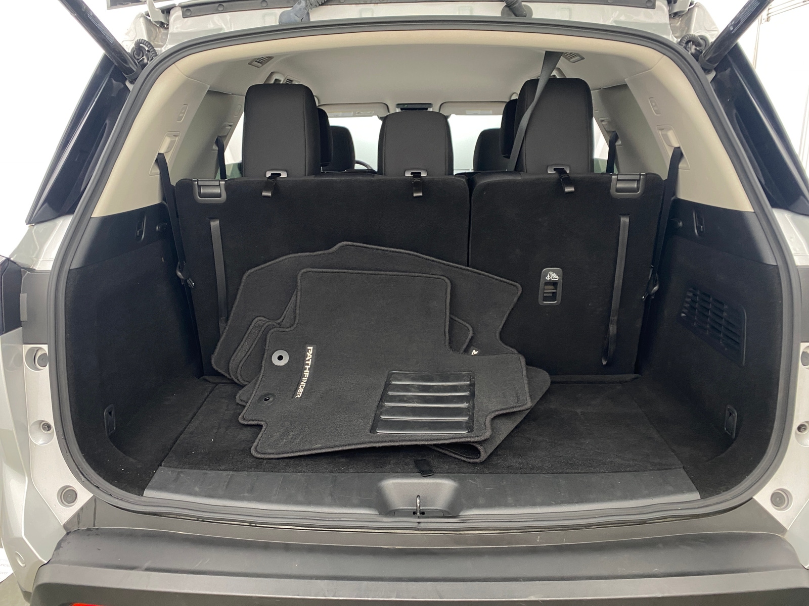 Thumbnail: 2025 Nissan Pathfinder - 7