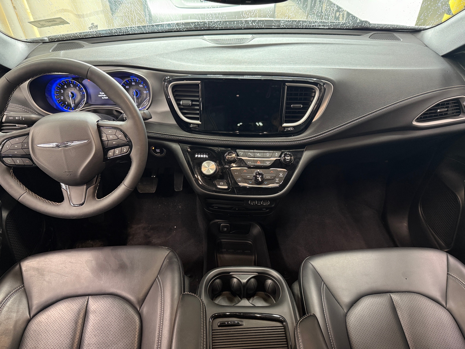 Thumbnail: 2023 Chrysler Pacifica - 2