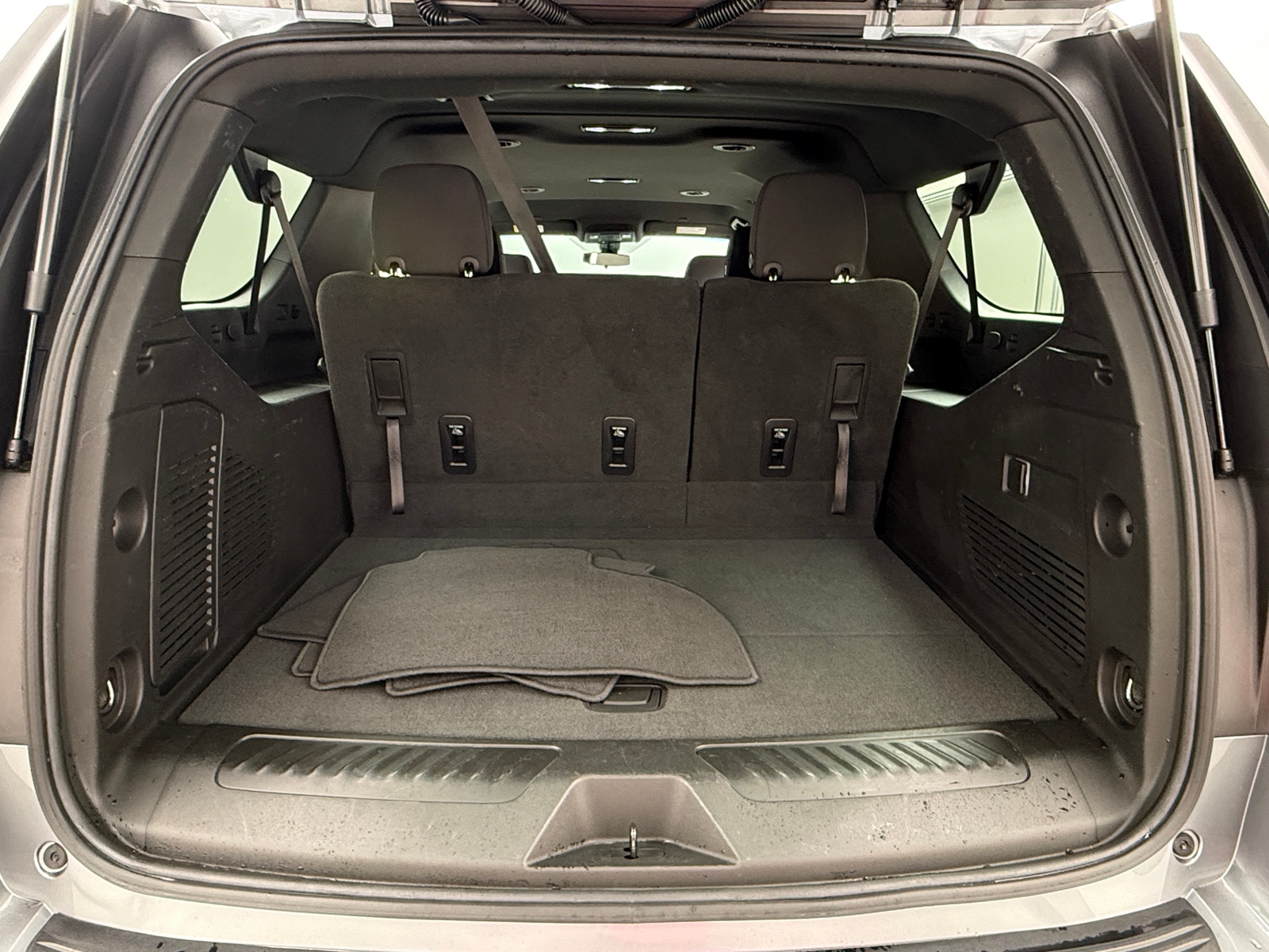 Thumbnail: 2022 GMC Yukon XL - 7