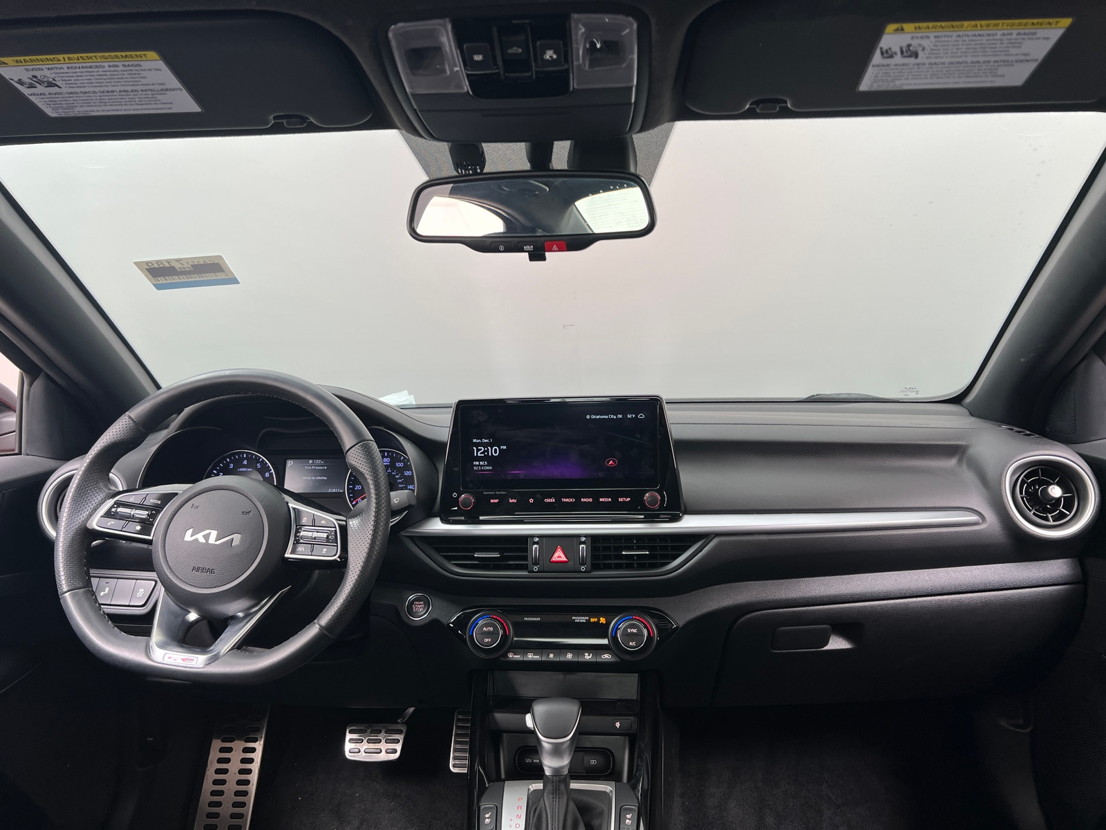 Thumbnail: 2023 Kia Forte - 3