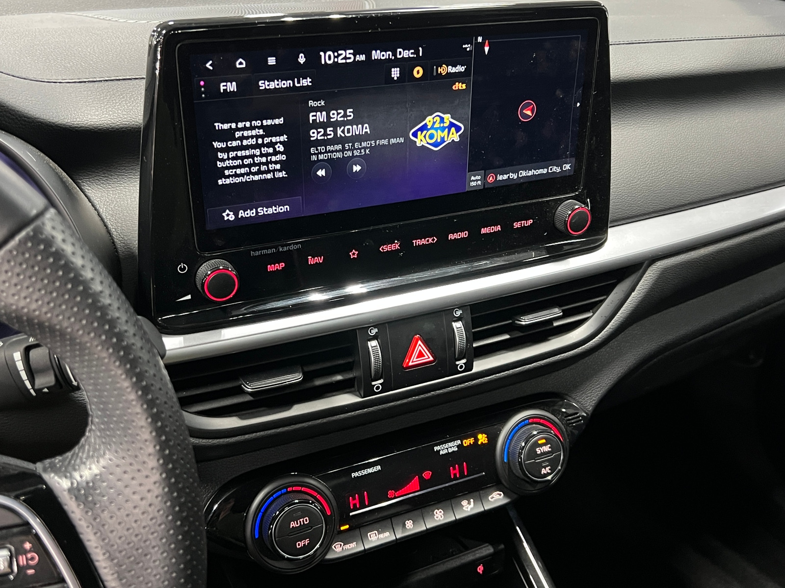 Thumbnail: 2023 Kia Forte - 4