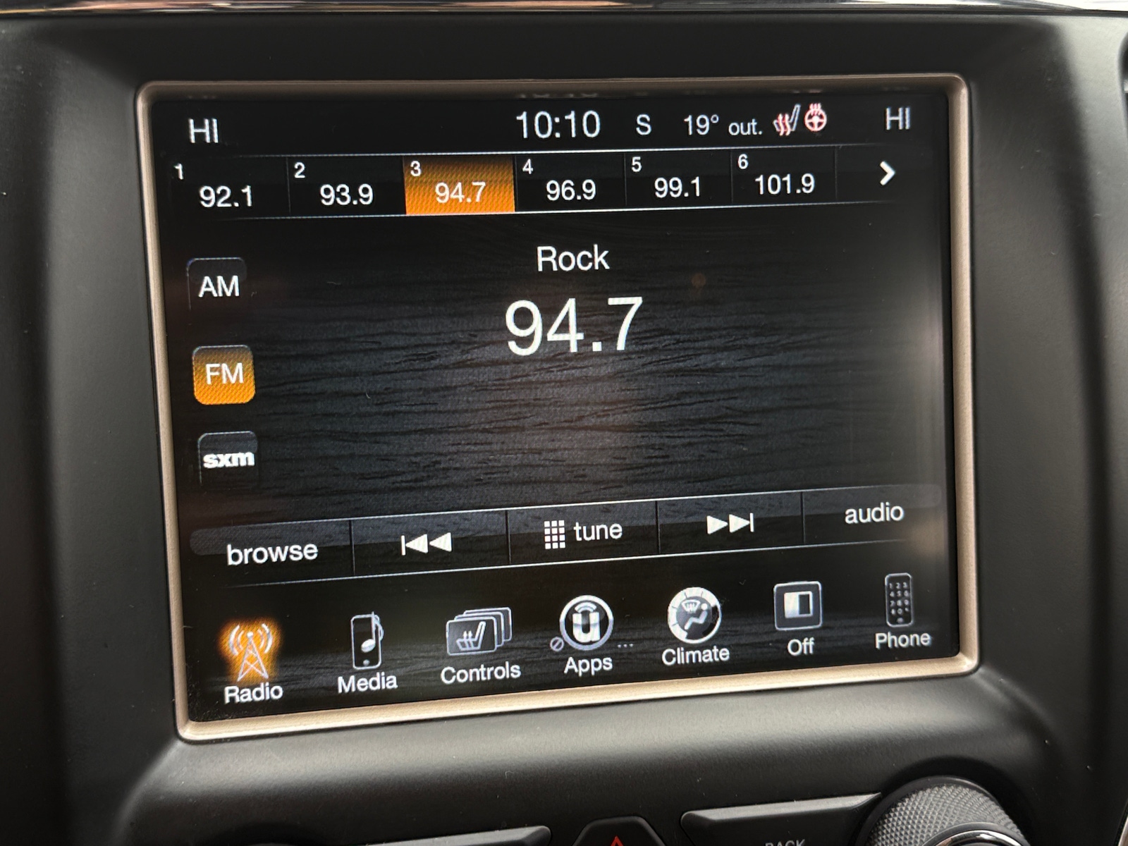 Thumbnail: 2017 Jeep Grand Cherokee - 3