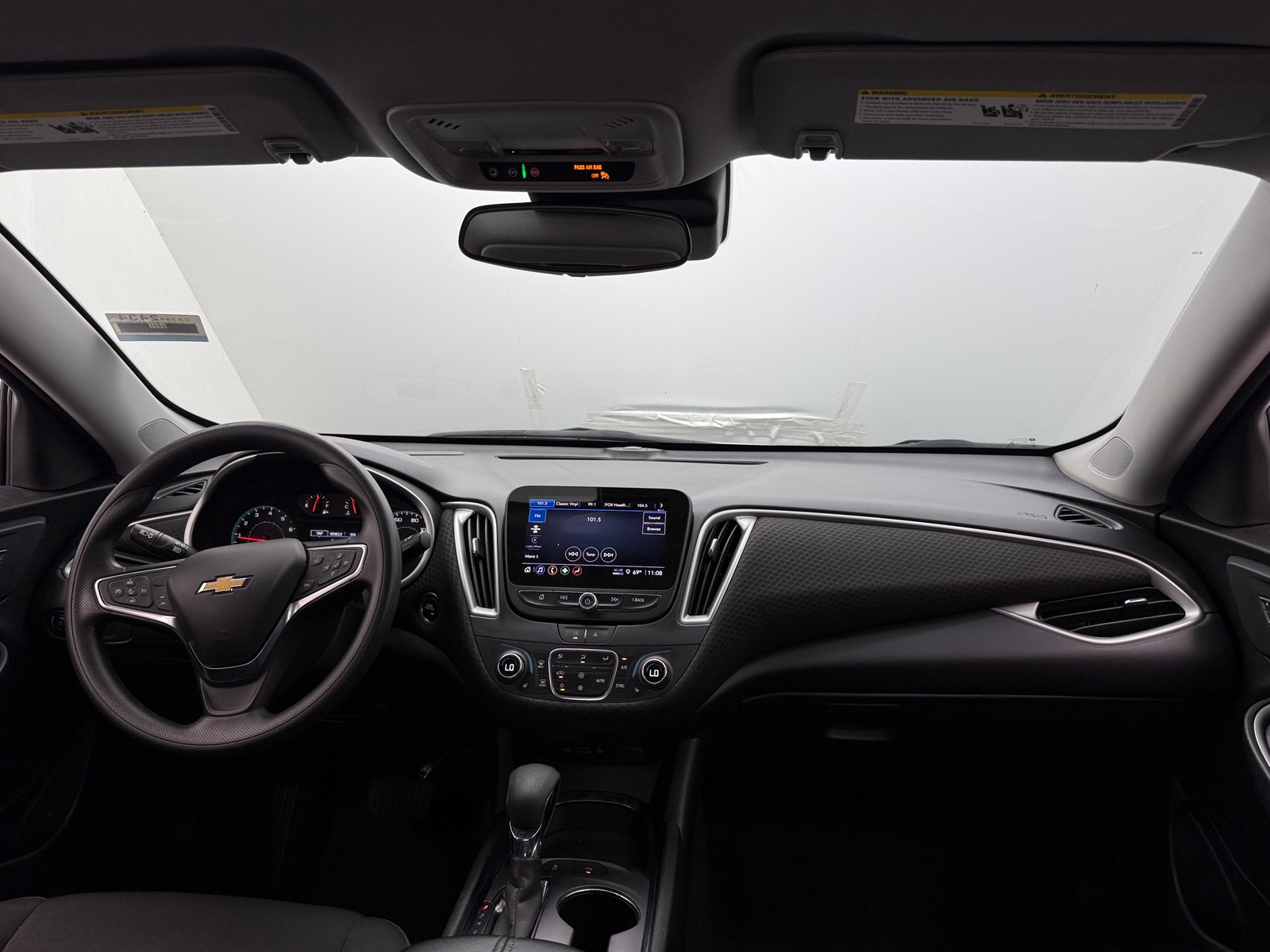 Thumbnail: 2024 Chevrolet Malibu - 3